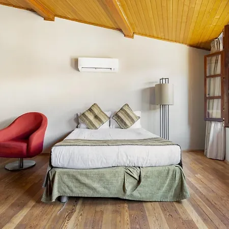 Mesmerizing Flat Near Hadrians Gate فندق