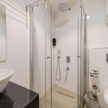 Holiday home Mesmerizing Flat Near Hadrians Gate Antalya