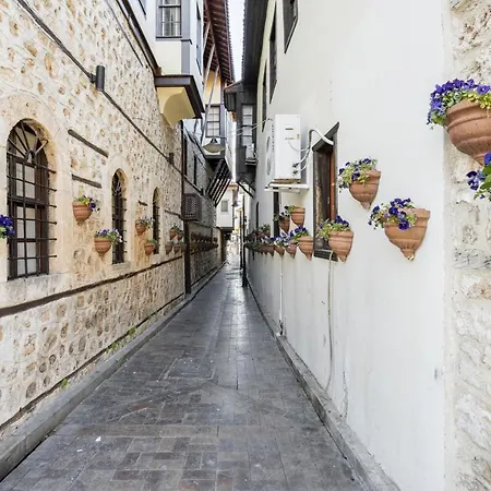 Mesmerizing Flat Near Hadrians Gate * Antalya